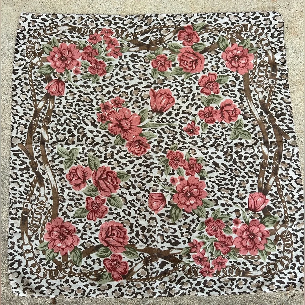 Leopard Floral Square Scarf Pink Brown Chain Print 20” Satin Feel Neck Scarf